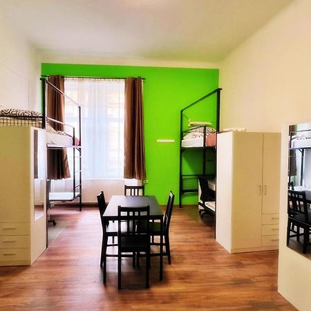 Bebudgetrooms Budapest Luaran gambar