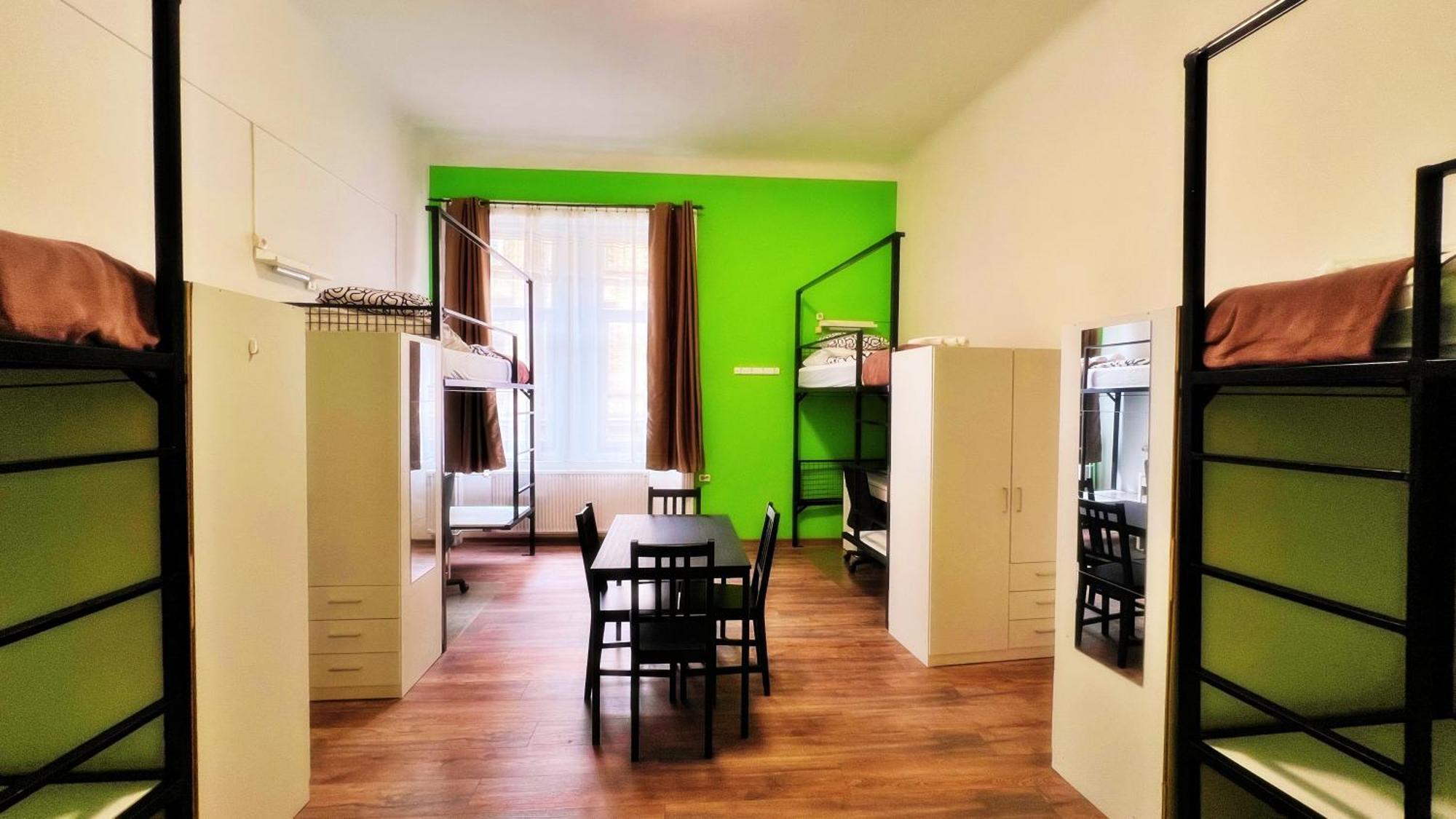 Bebudgetrooms Budapest Luaran gambar