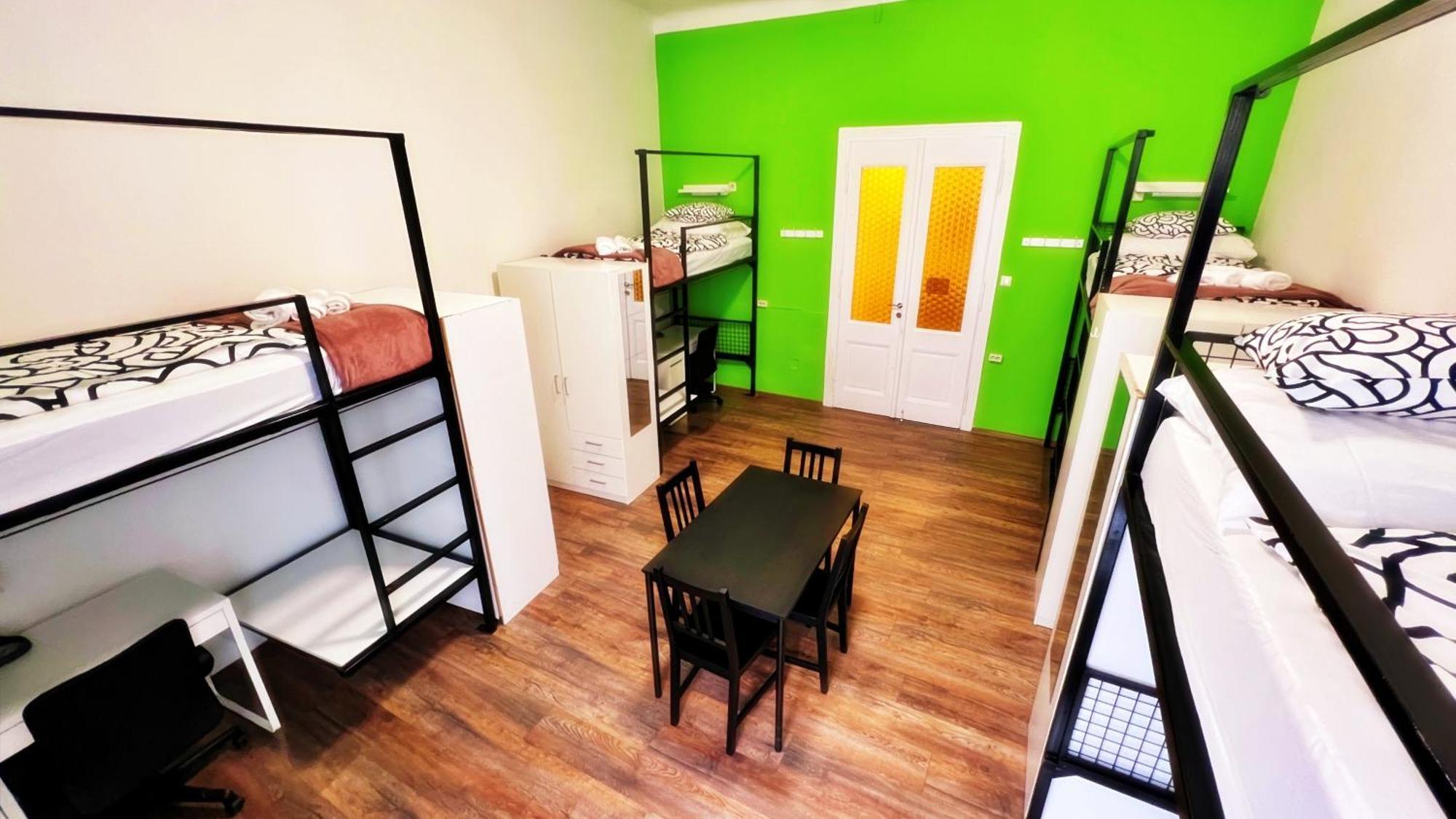 Bebudgetrooms Budapest Luaran gambar