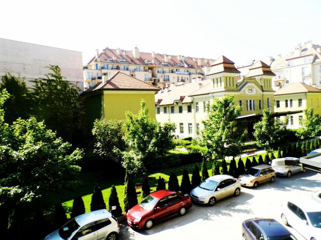 Bebudgetrooms Budapest Luaran gambar