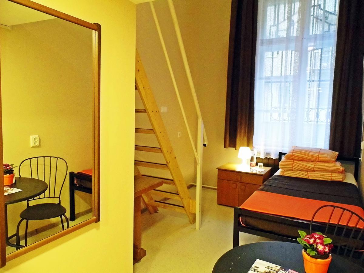 Bebudgetrooms Budapest Luaran gambar