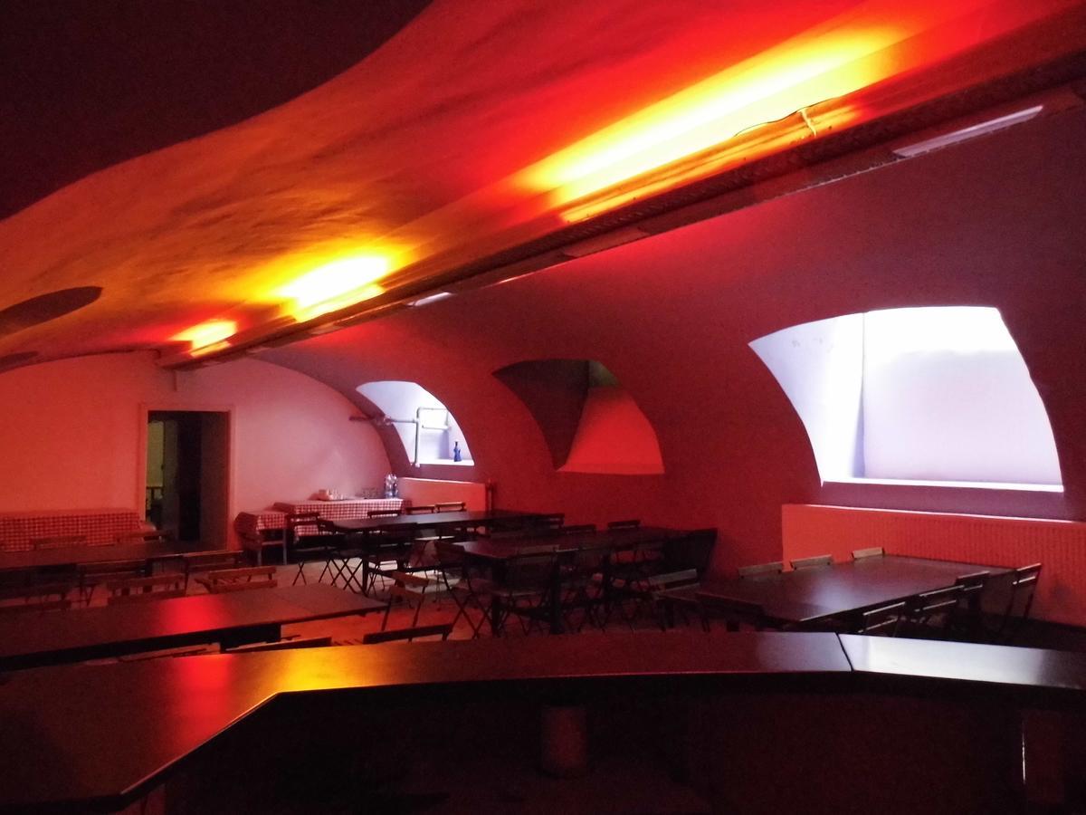 Bebudgetrooms Budapest Luaran gambar